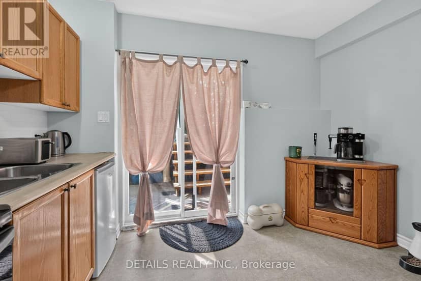 3C - 75 Lapointe Boulevard — photo 19 of 40