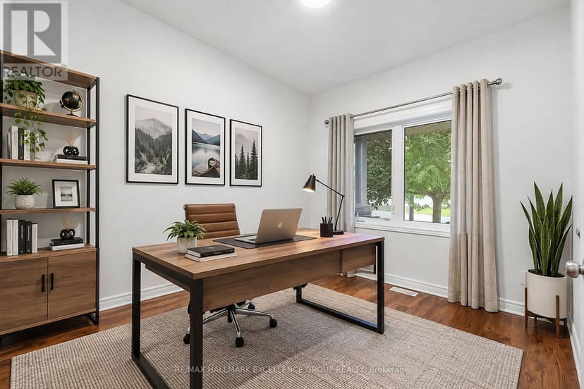 104 Onyx Crescent — photo 17 of 40