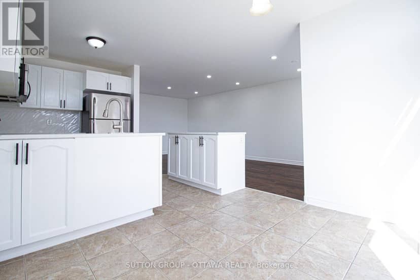 163 Silvermoon Crescent — photo 13 of 37