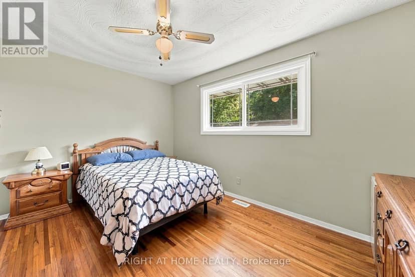 1013 Tay Point Road — photo 16 of 40