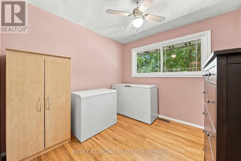 1013 Tay Point Road — photo 18 of 40