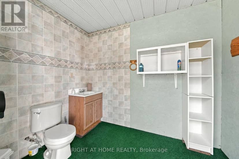 1013 Tay Point Road — photo 31 of 40