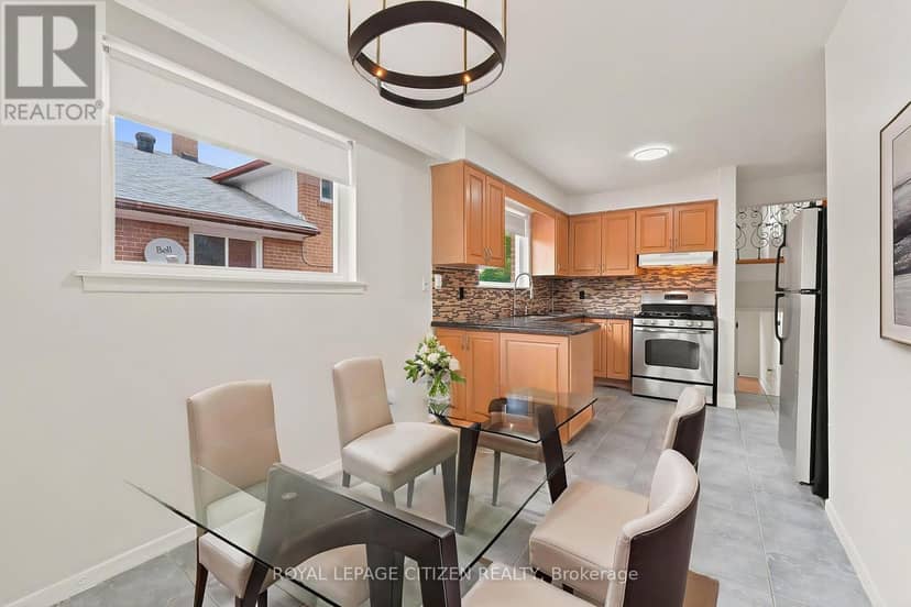 53 Grampian Crescent — photo 11 of 30