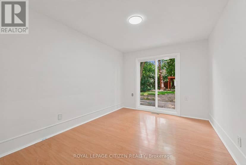 53 Grampian Crescent — photo 20 of 30
