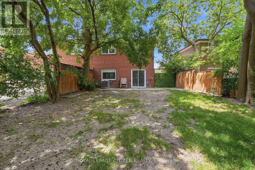 53 Grampian Crescent — photo 30 of 30