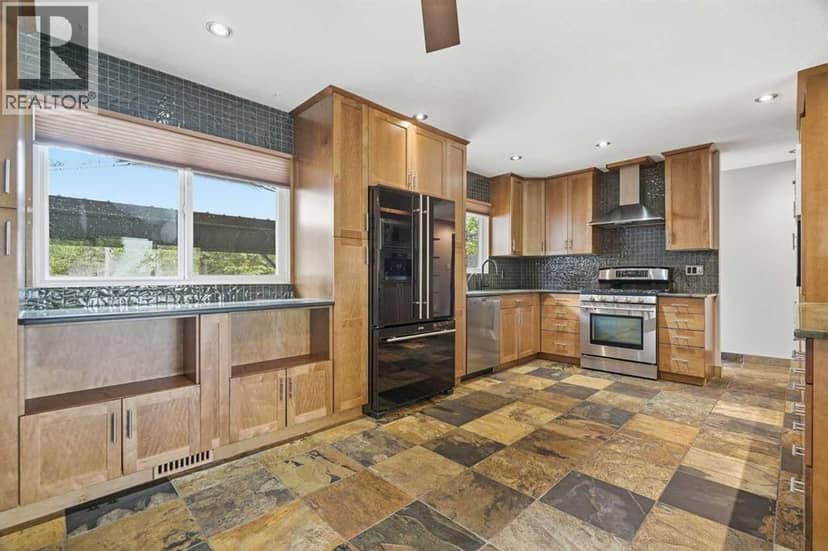 316 Canniff Place SW — photo 13 of 40