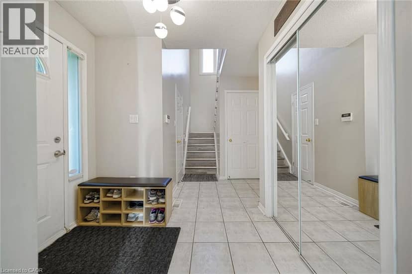 800 PARAMOUNT Drive Unit# 1 — photo 14 of 40