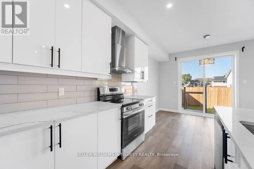 B - 875 Contour Street — photo 10 of 28