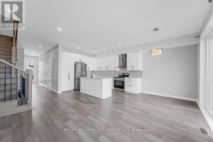 B - 875 Contour Street — photo 12 of 28