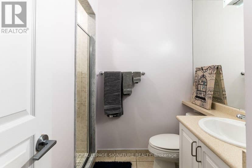 3602 - 18 Yonge Street — photo 21 of 34