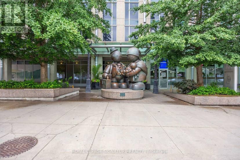 3602 - 18 Yonge Street — photo 28 of 34