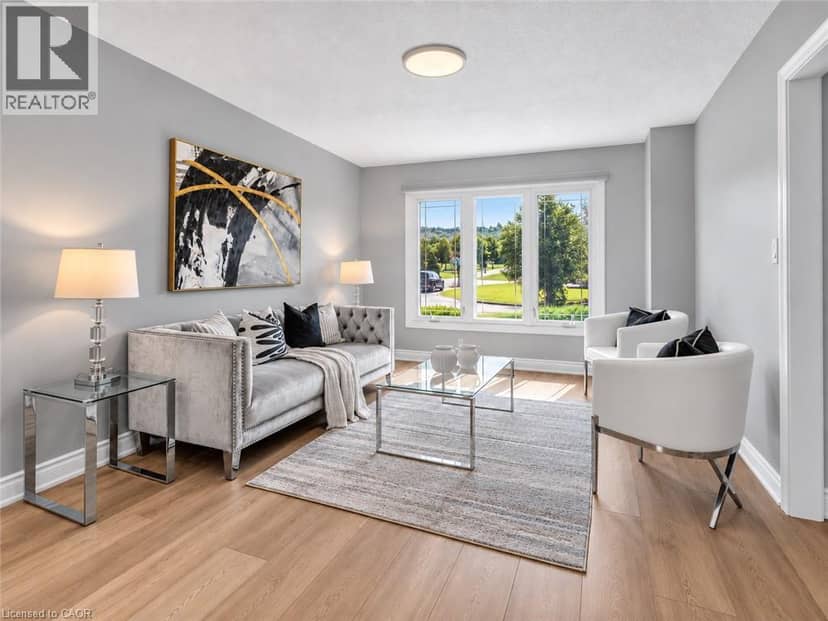 31 VEGA Crescent, Stoney Creek, photo 8