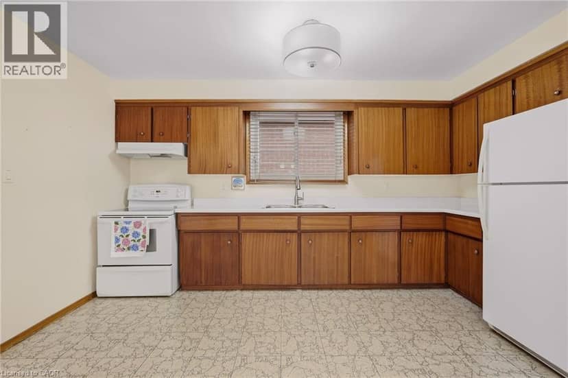 137 PICTON Street E, Hamilton, photo 5