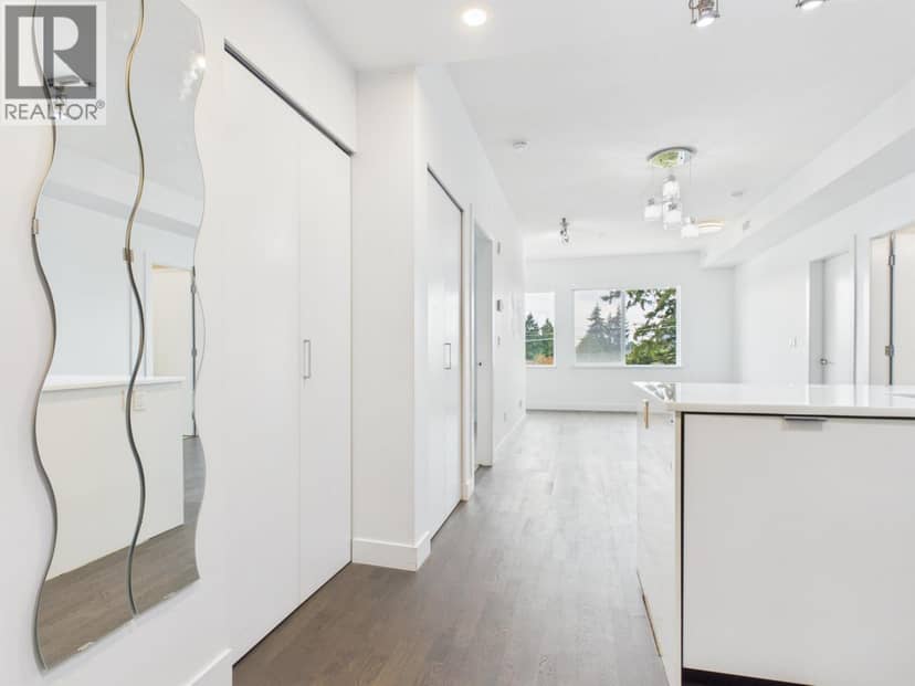 317 10011 RIVER DRIVE, Richmond, photo 2