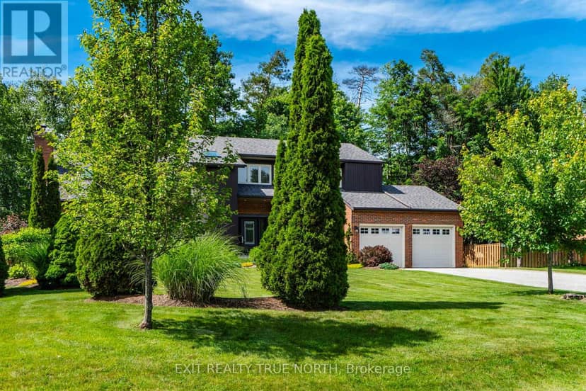 14 Rosewood Avenue — photo 3 of 40