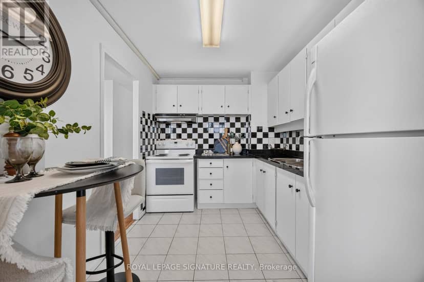 2502 - 715 Don Mills Road — photo 17 of 31
