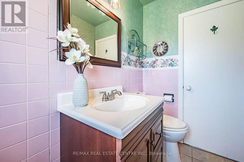 2591 Whaley Drive — photo 32 of 40