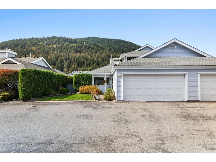 40 730 MCCOMBS DRIVE, Harrison Hot Springs, Harrison Hot Springs