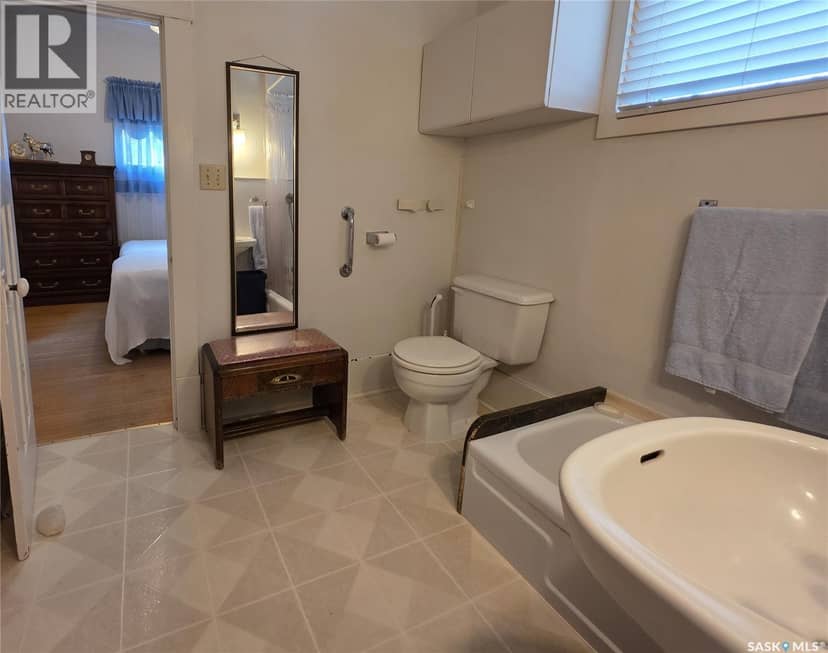 503 Leonard STREET, Herbert, photo 7