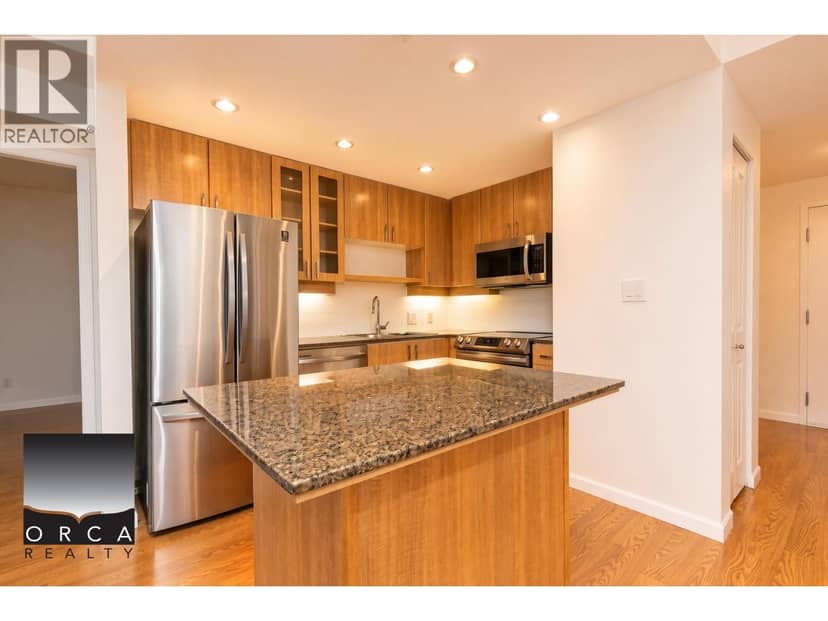 9232 UNIVERSITY CRESCENT, Burnaby, photo 6