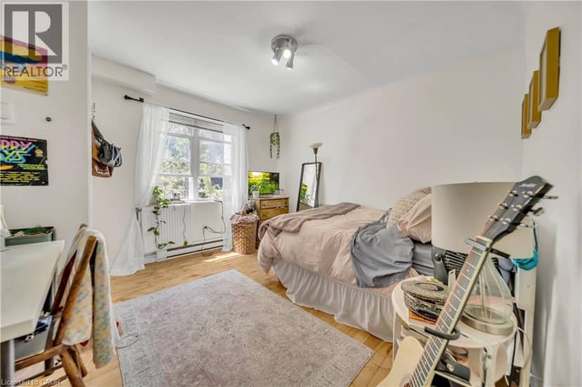 24 COLUMBIA Street W, Waterloo, photo 7