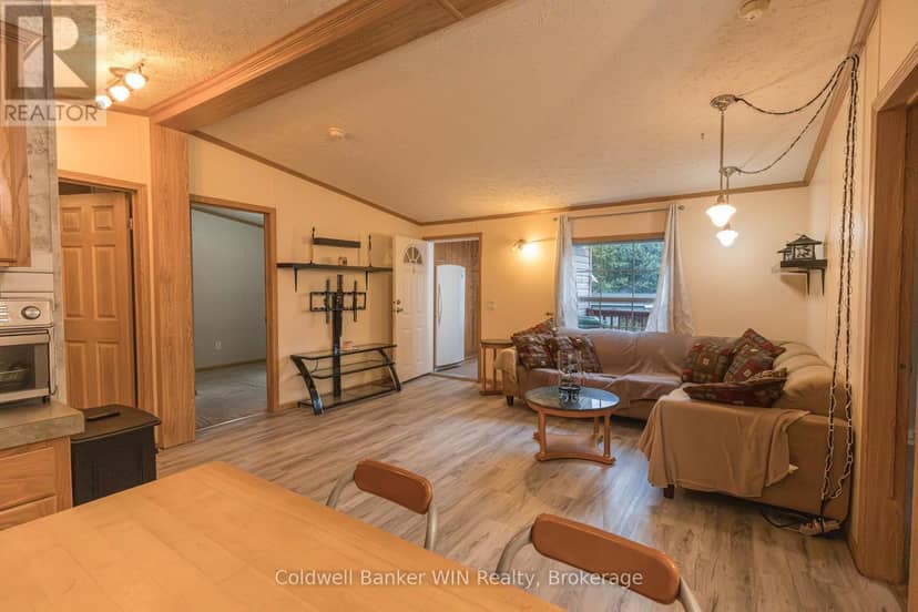 19 Grand Vista Drive — photo 10 of 30
