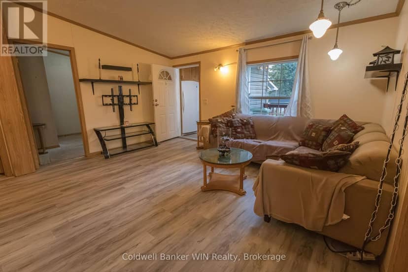 19 Grand Vista Drive — photo 11 of 30