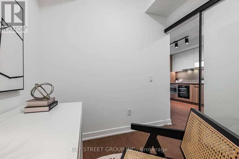 639 - 91 Montclair Avenue — photo 15 of 23