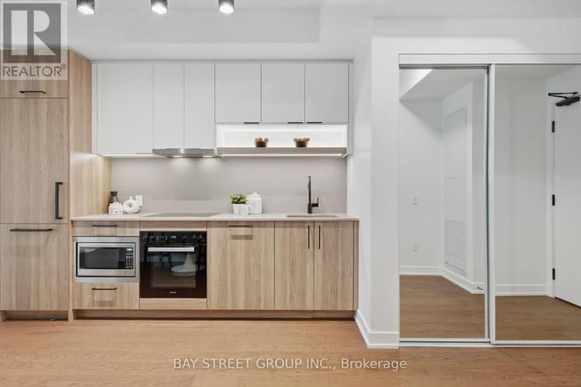 639 - 91 Montclair Avenue — photo 6 of 23