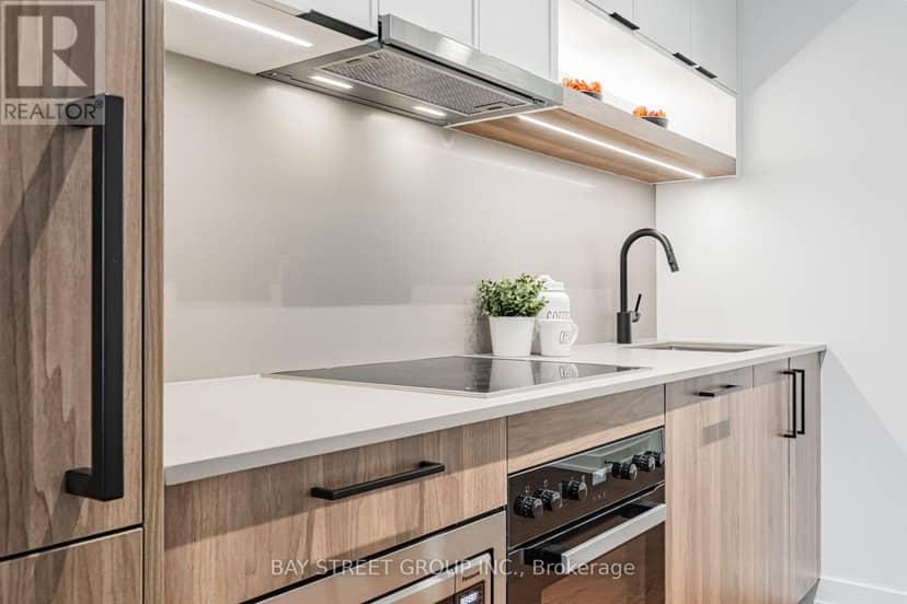 639 - 91 Montclair Avenue — photo 9 of 23