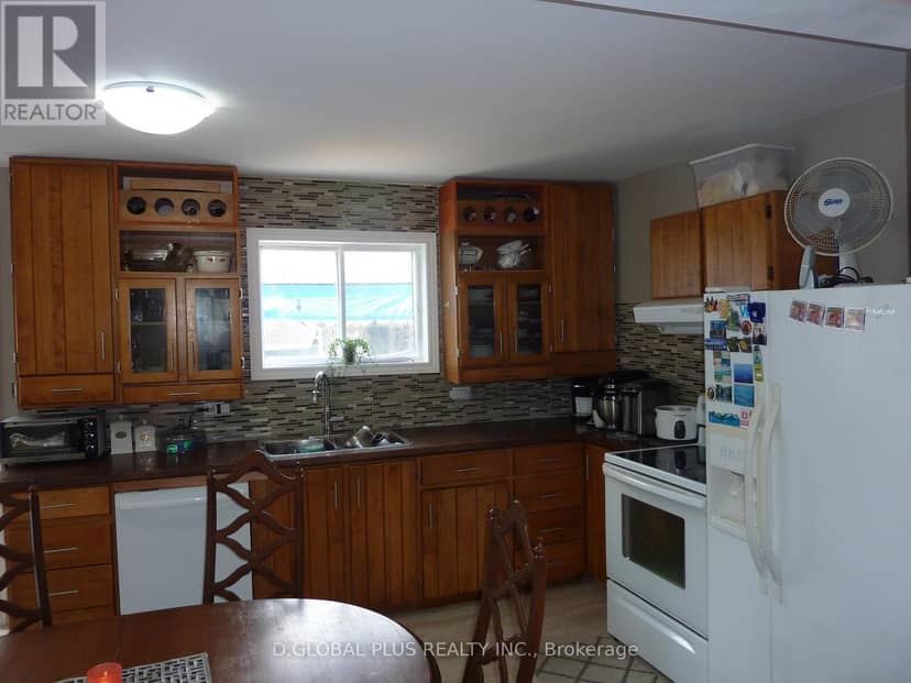 218 Guy Street — photo 9 of 31