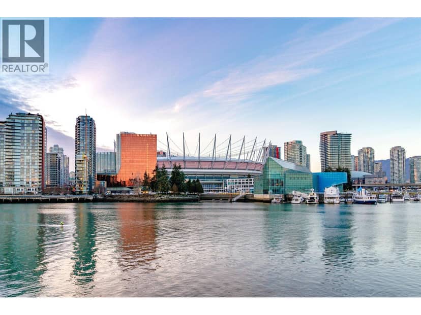 38 ATHLETES WAY, Vancouver, photo 5