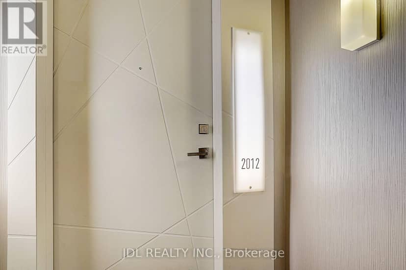 2012 - 14 York Street — photo 8 of 40