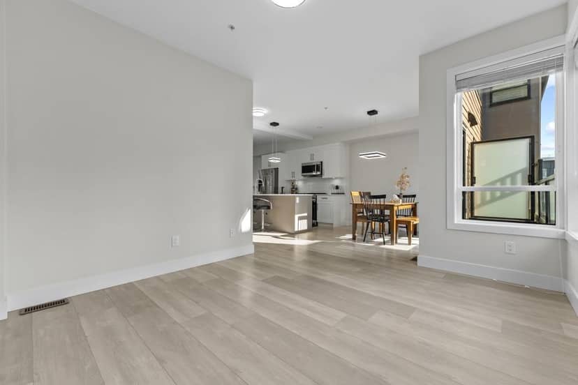 32 19631 55A AVENUE, Langley, photo 2