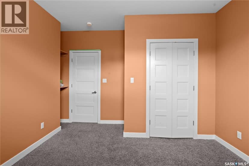 526 Maple CRESCENT — photo 39 of 40