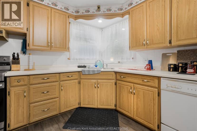 6 Craven DRIVE — photo 14 of 39