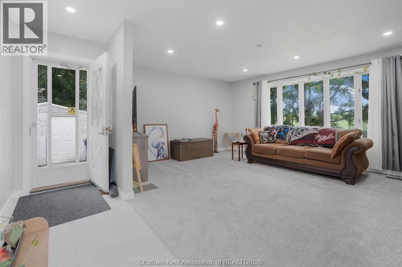 6 Craven DRIVE — photo 18 of 39
