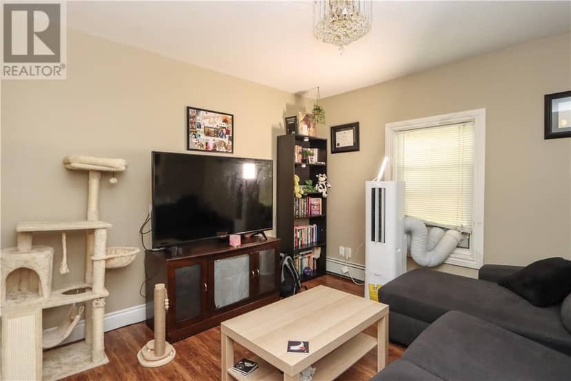 348-352 Howey Drive — photo 15 of 40