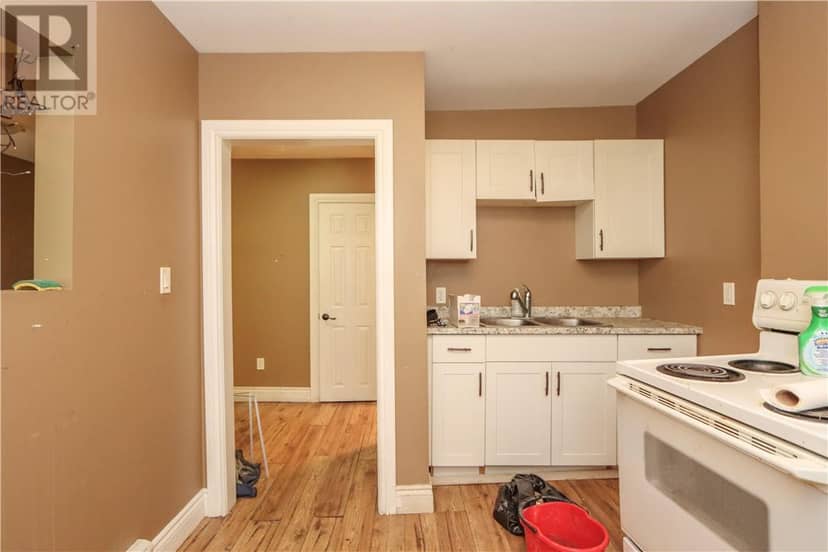 348-352 Howey Drive — photo 37 of 40