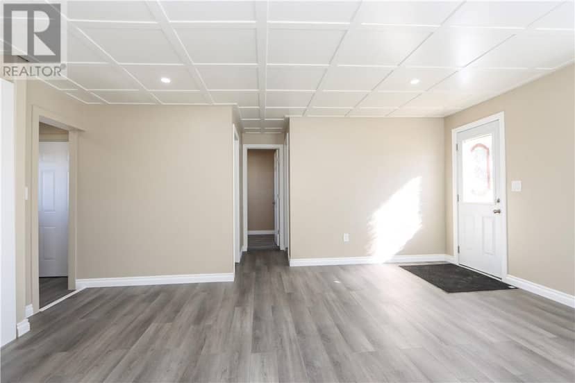 417 Burton Avenue — photo 8 of 36