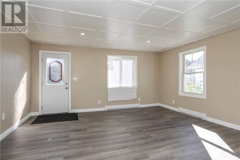 417 Burton Avenue — photo 9 of 36