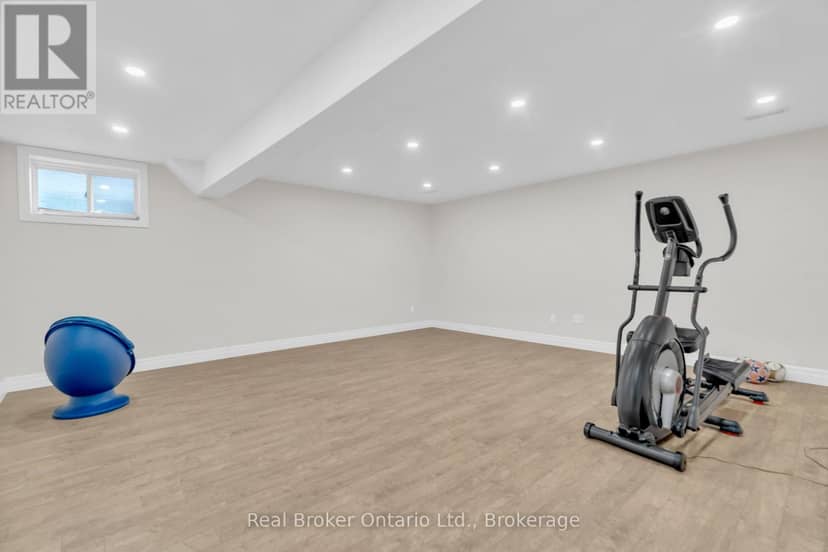 41 Samuel Drive — photo 32 of 40