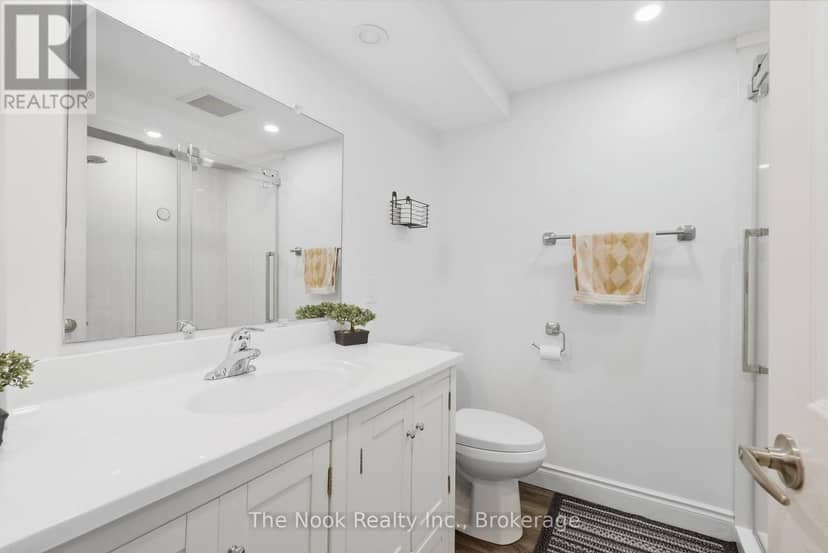 1120 Ormond Drive — photo 35 of 40