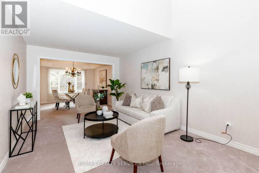 5772 Whitehorn Avenue — photo 15 of 40