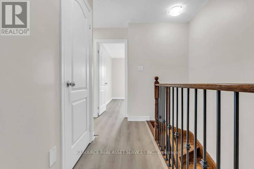 4 - 3215 Thomas Street — photo 24 of 40