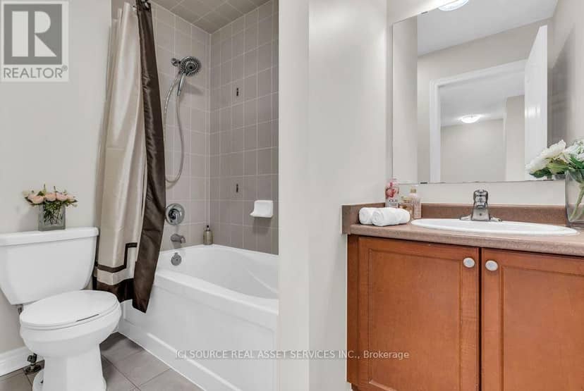 4 - 3215 Thomas Street — photo 35 of 40