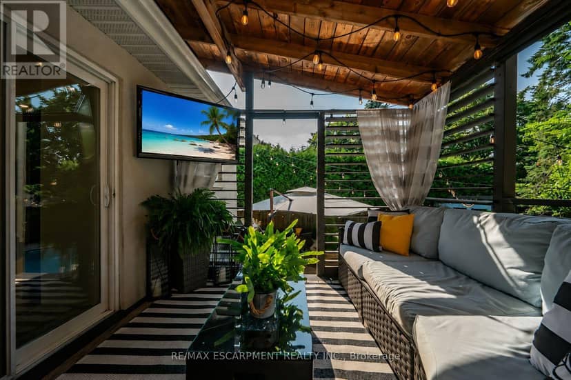 1482 Epping Road — photo 35 of 40