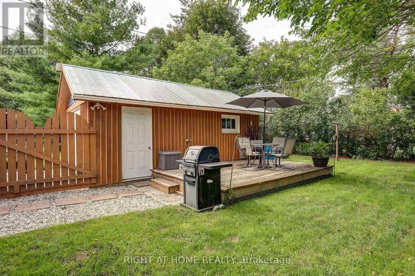 42 Graham Crescent — photo 28 of 35