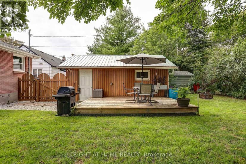 42 Graham Crescent — photo 29 of 35