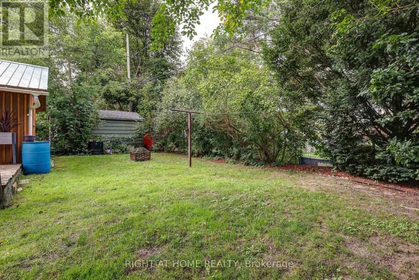 42 Graham Crescent — photo 30 of 35